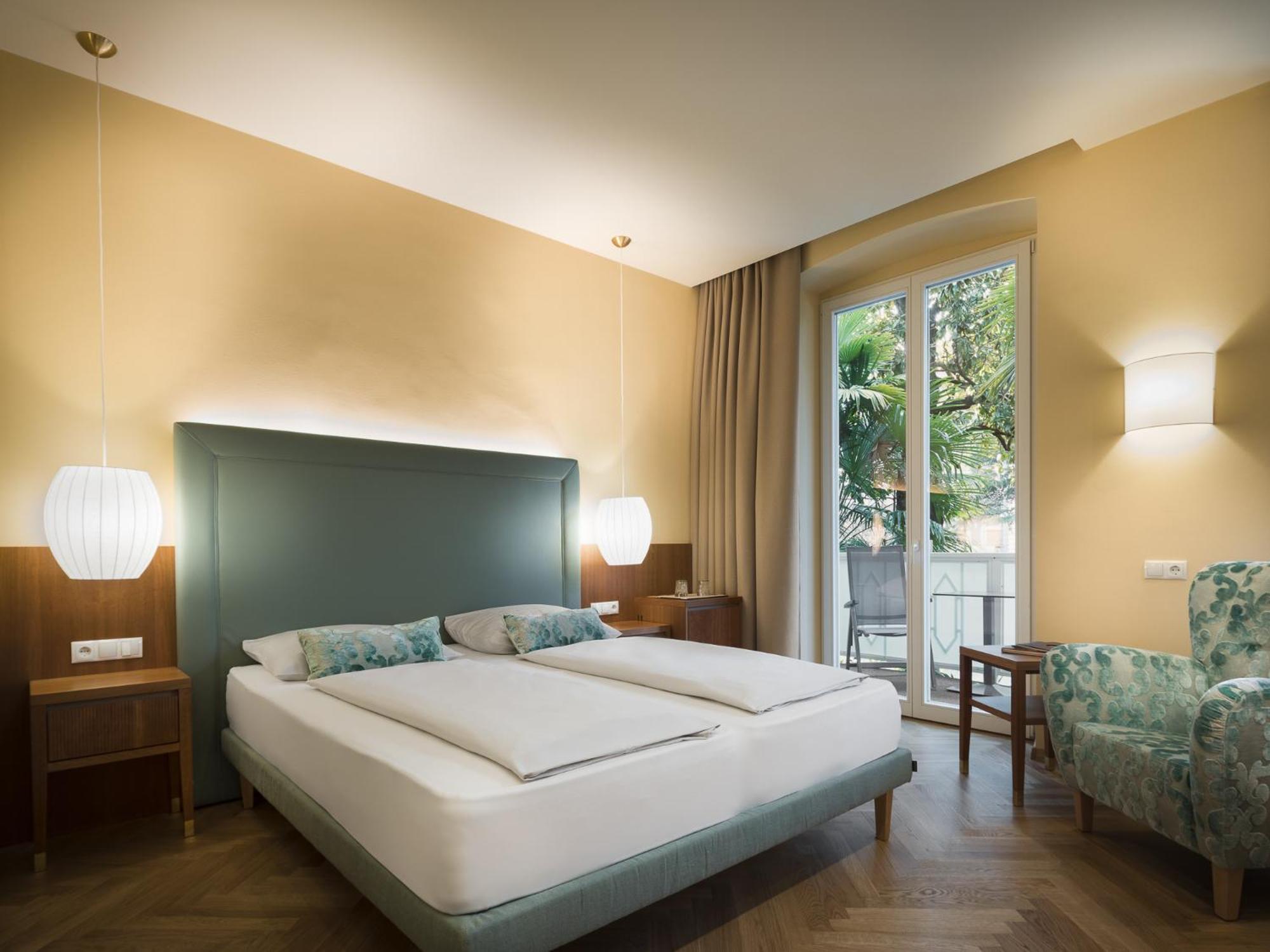 Double Room Balcony Annex