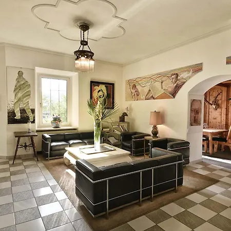 Villa Tivoli-2